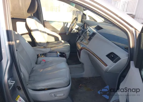 2012 Toyota Sienna Xle V6 8 Passenger из США, поврежденный, VIN 5TDYK3DC2CS253938